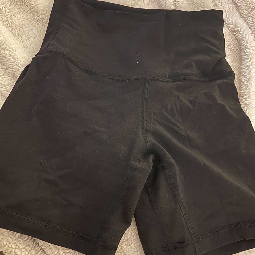 Lululemon align short